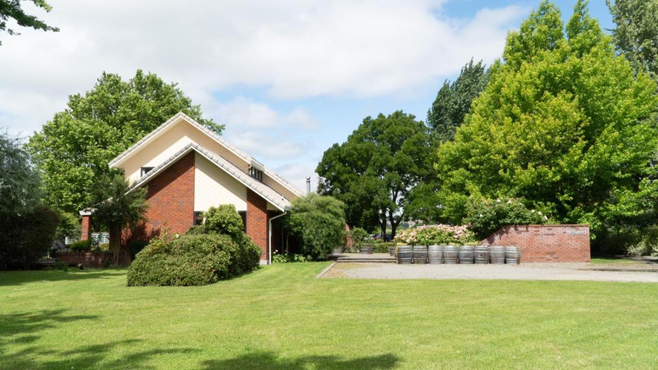 Fairhall Guest Lodge Woodbourne Dış mekan fotoğraf