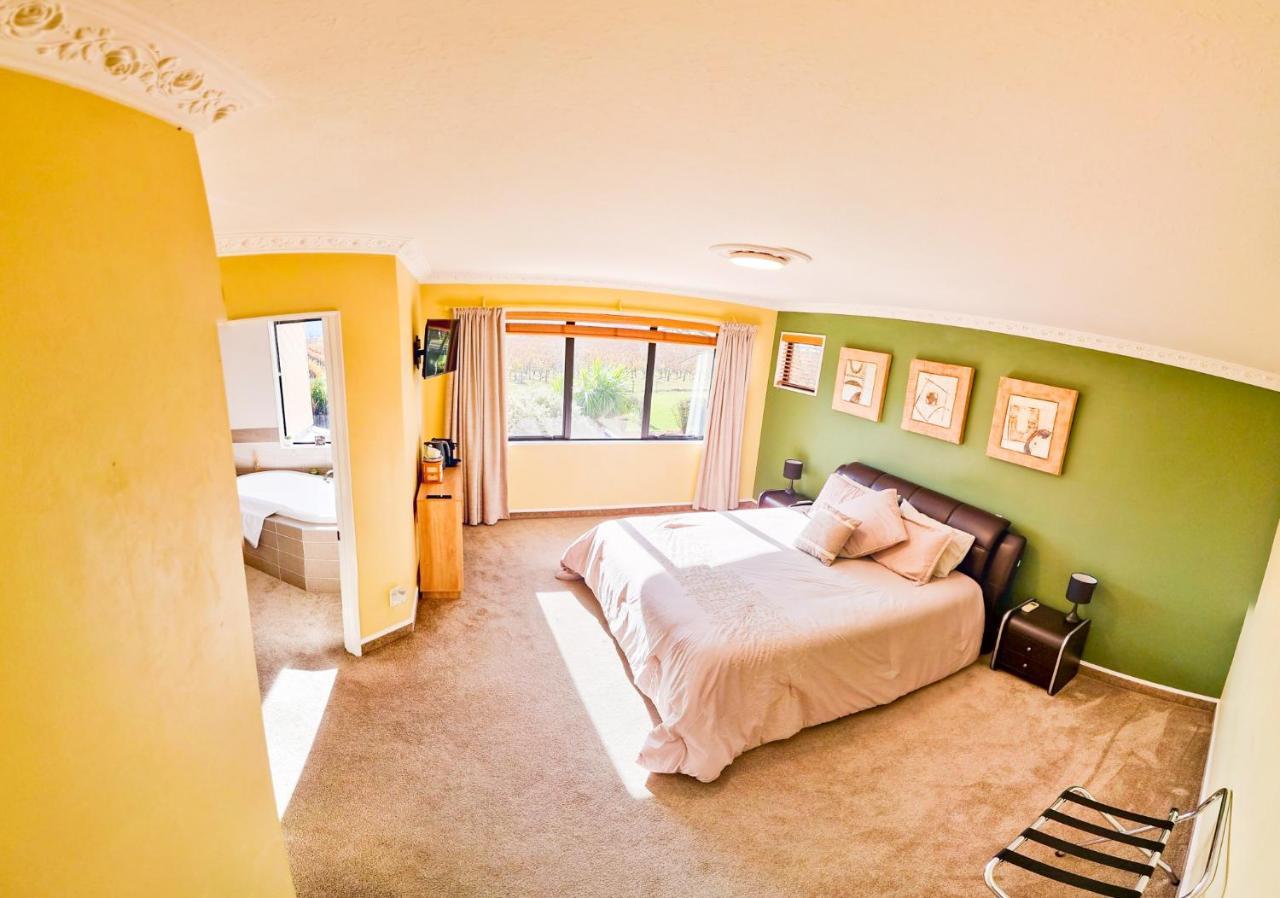 Fairhall Guest Lodge Woodbourne Dış mekan fotoğraf